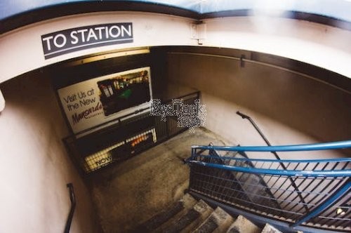 What is E-commerce and how does it work on Amazon?Why choose Amazon as your e-commerce platform?