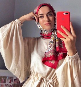 Ottoman Red Scarf 